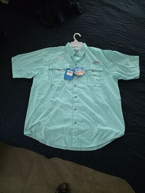 Columbia Men’s Short-Sleeve Button-Down Shirt in Mint